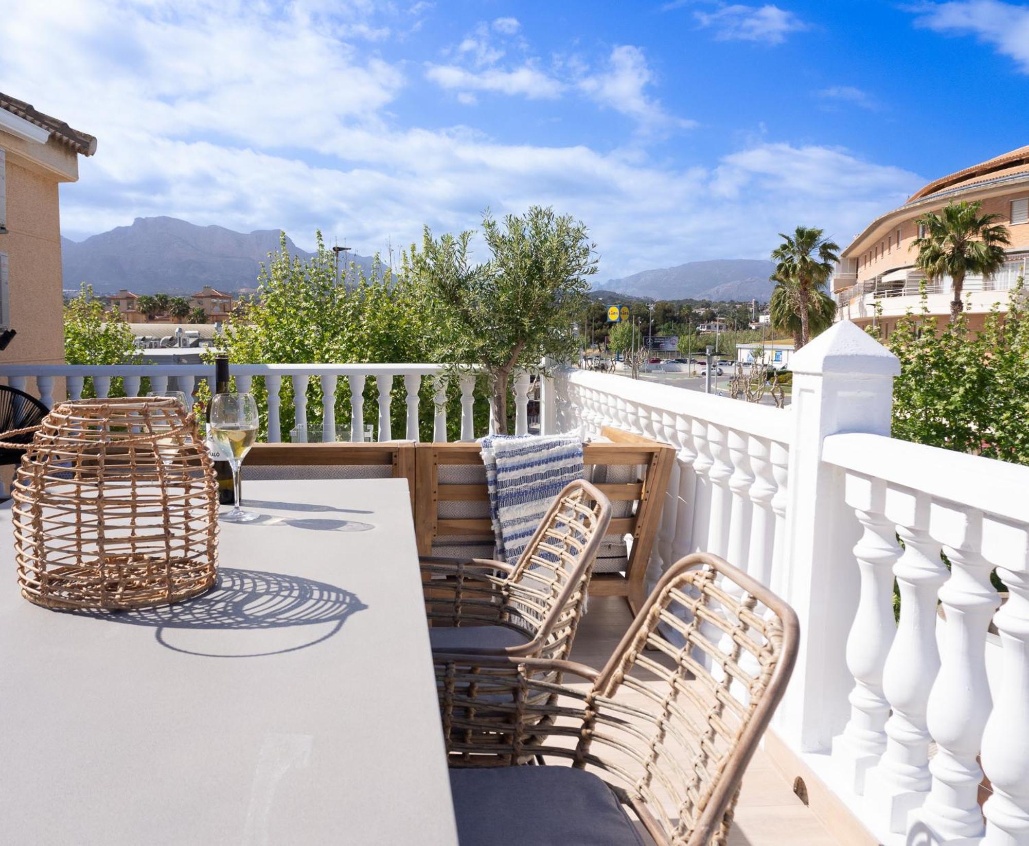 Casa Naru Albir, Duplex Appartement Met Ruim Terras En Buitenkeuken El Albir Ngoại thất bức ảnh